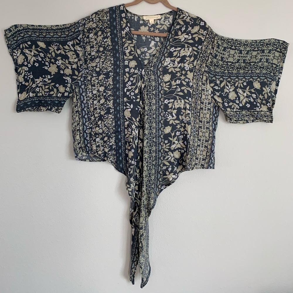 Summer festival blouse. Size M. Floral design